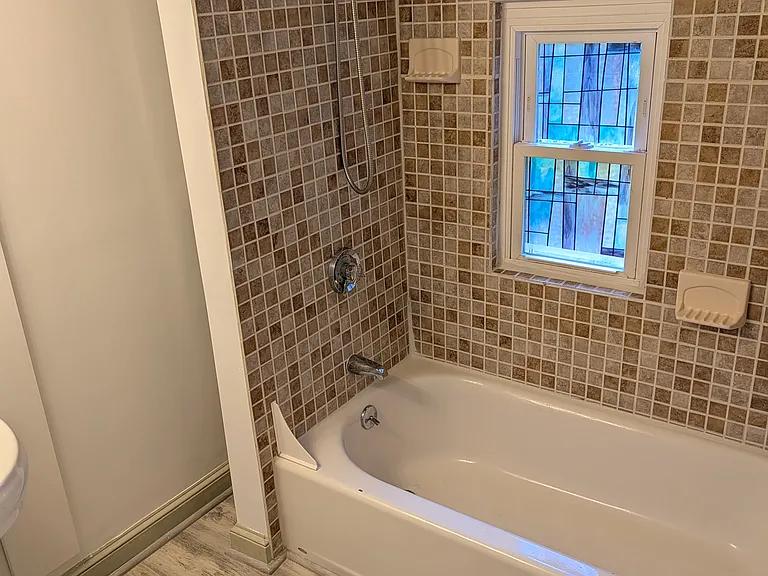 28 Walnut St #2 — Photo 11
