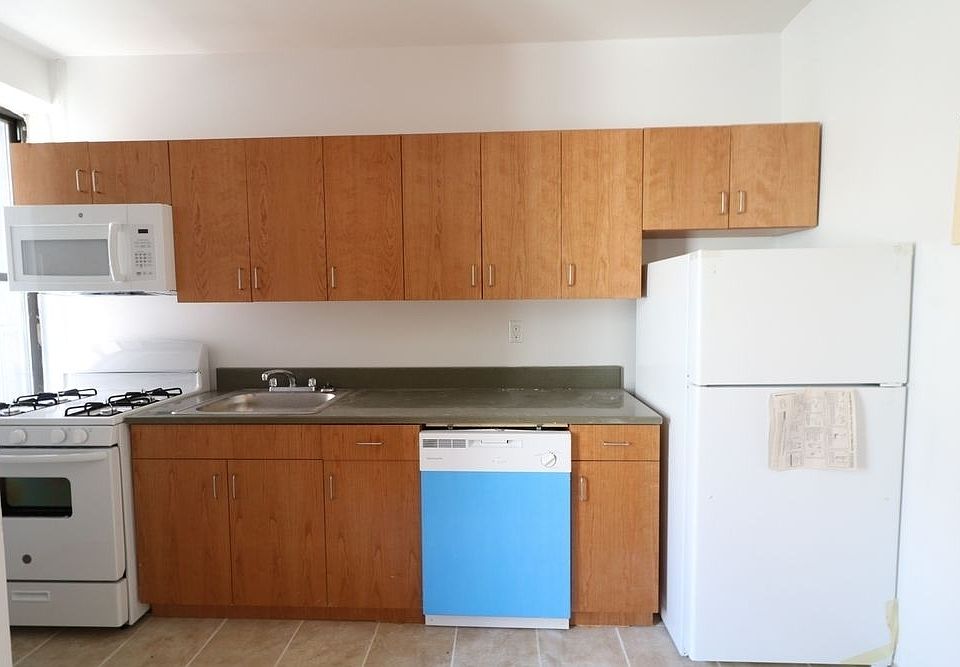 2nd image of 601 W 139th St APT 35