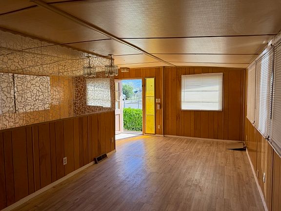 3rd image of 912 Indigo Loop