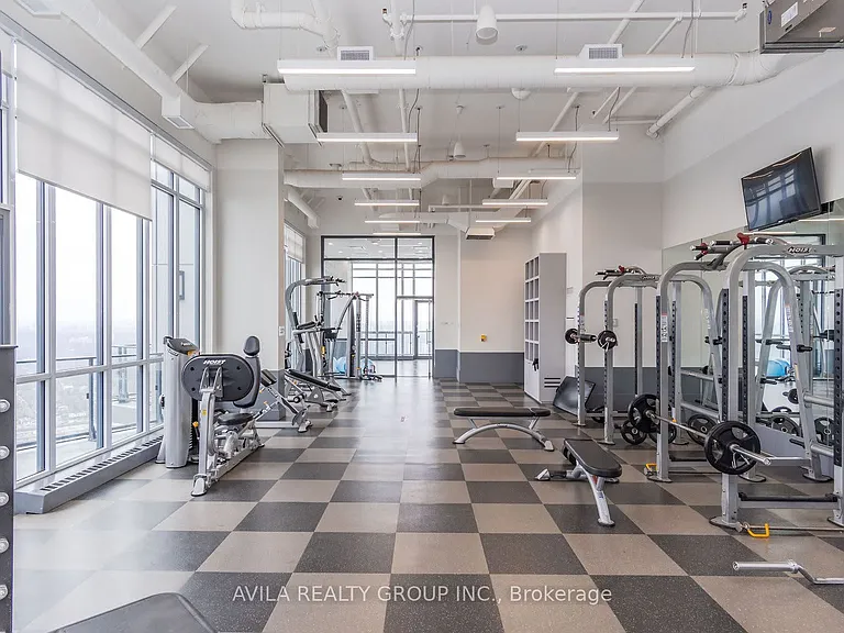 10 Park Lawn Rd #320 — Photo 31