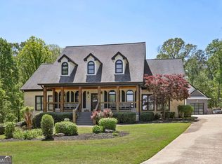 7233 Sherwood Mill Dr, Flowery Branch, GA 30542