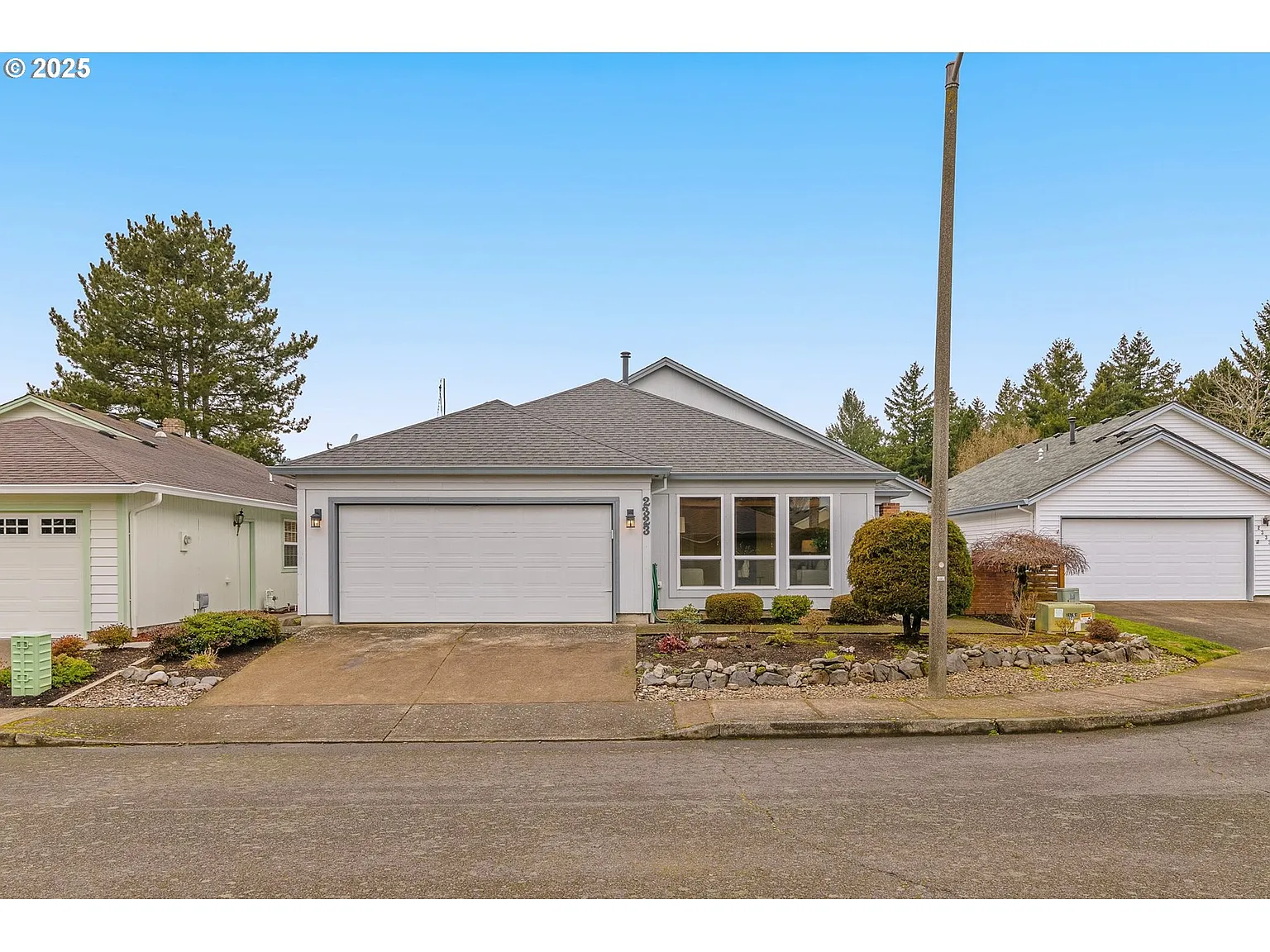 2323 NE 154th Pl photo 1