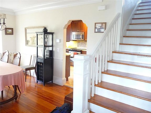 5th image of 304 W Osceola St
