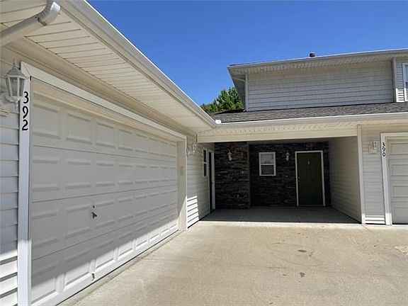 2nd image of 392 N Clayview Dr