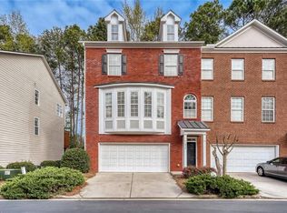 2934 Wintercrest Dr, Dunwoody, GA 30360