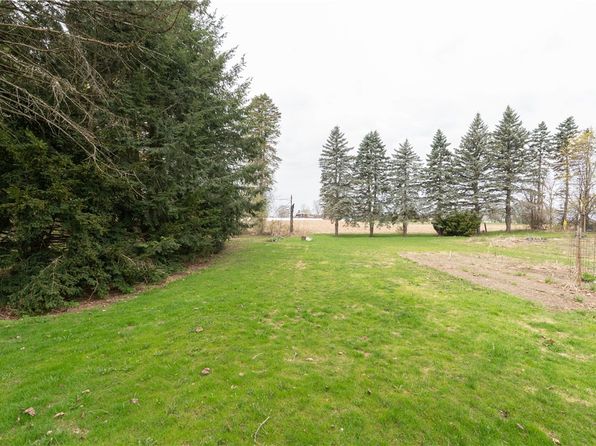 11125 Chapel St, Wayland, NY 14572