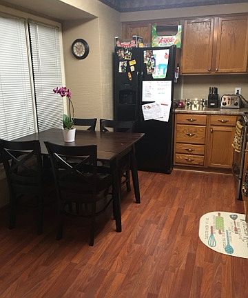 3rd image of 3411 Londonderry Ct
