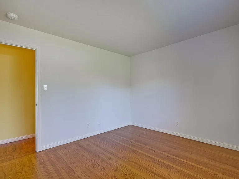 341 Hillsdale Ave — Photo 25