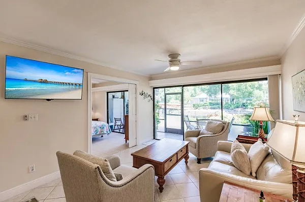 2 bed, 864 sqft, $10,500 — Photo 2