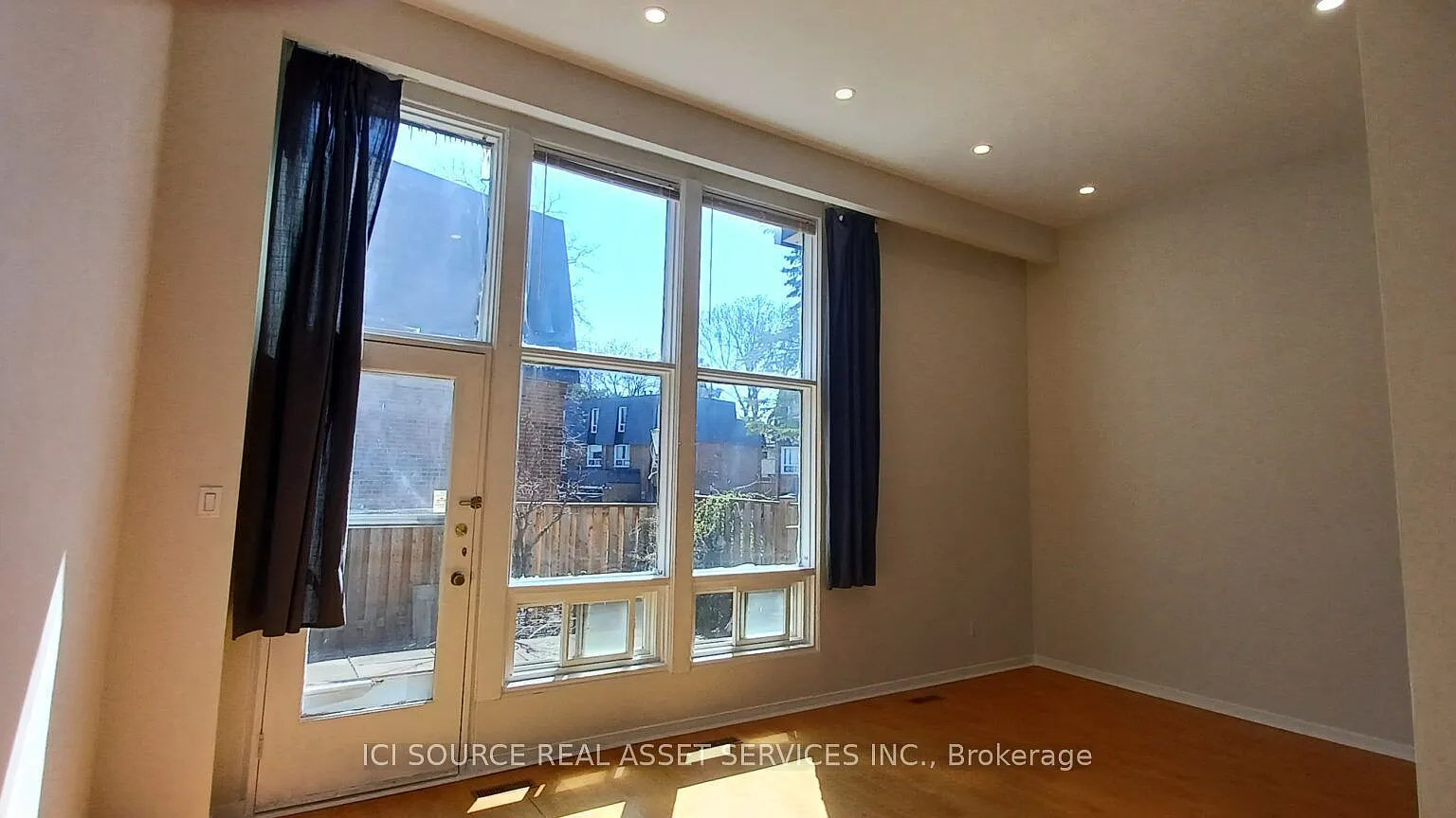 4 bed, $3,100 — Photo 3