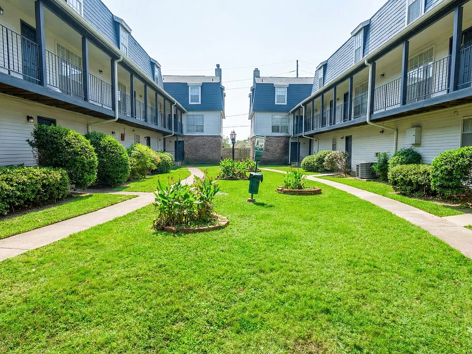 Stonebridge Manor