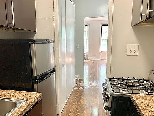 2nd image of 537 E 81st St APT 2D