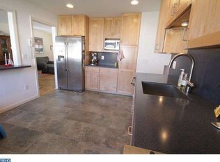 41 Maple Stream Rd, East Windsor, NJ 08520