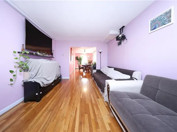 2202 Burnett Street image 12 of 45