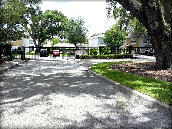 3rd image of 3463 High Hampton Cir