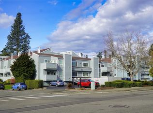 21937 7th Ave S APT 215, Des Moines, WA