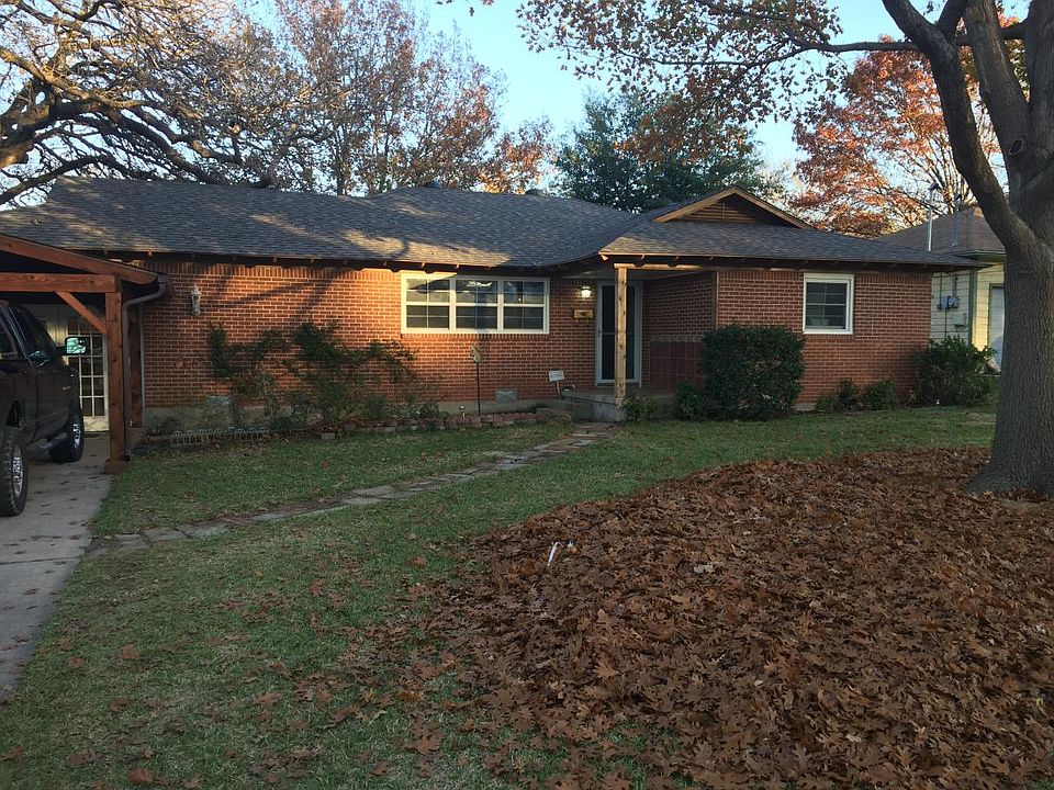 Beautiful red brick home on large lot