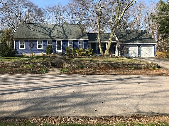 2nd image of 167 Pinecrest Dr