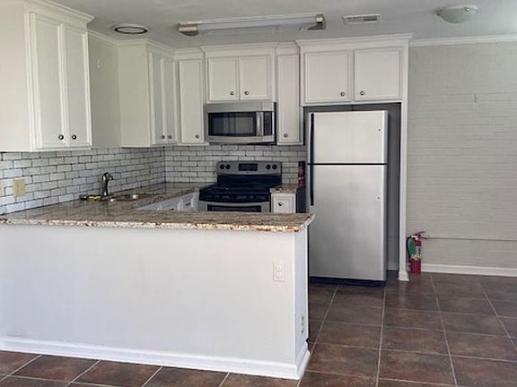 5th image of 305 Woodruff St #10515250