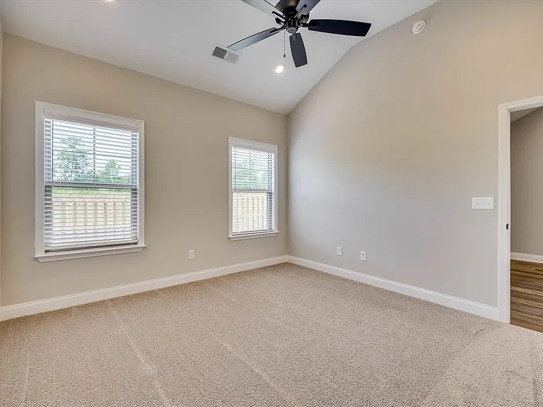 1122 Jolly Ln — Photo 19