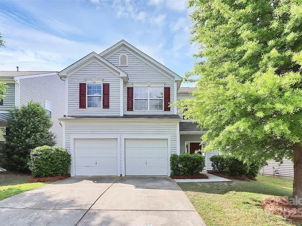 10606 Gallowgate Ln, Charlotte, NC 28213