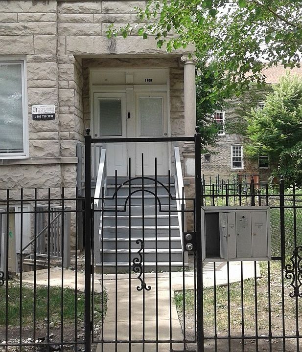 1st image of 1700 N Monticello Ave #17002