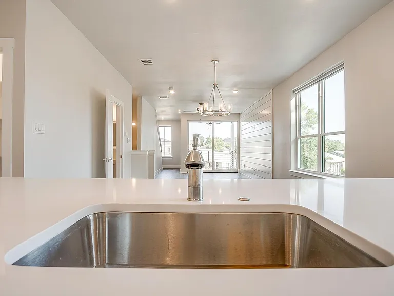 2341 Benbrook Blvd — Photo 15