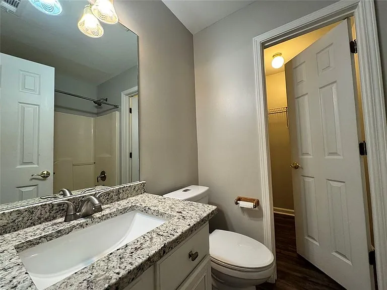 204 Park Pl — Photo 15