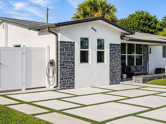 2nd image of 4241 SW 21ST Street