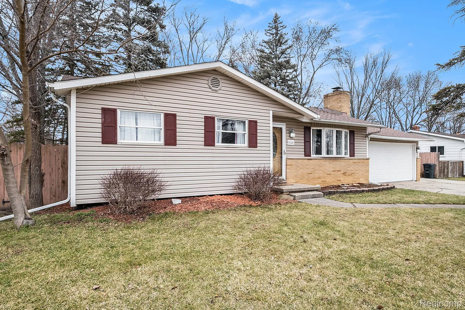 5146 Monticello Dr photo 1