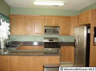4007 Corral Ct, Freehold, NJ 07728