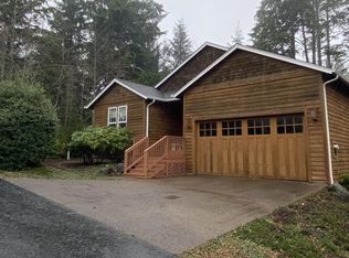 1095 Morning Walk, Depoe Bay, OR 97341