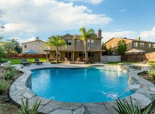 25088 Peppertree Ct, Corona, CA 92883