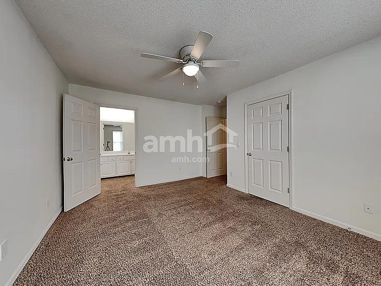 185 Charlotte Ct — Photo 12