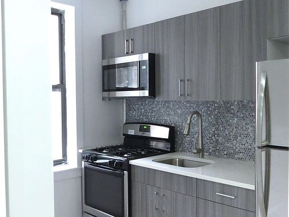 4th image of 611 Ocean Ave APT B1