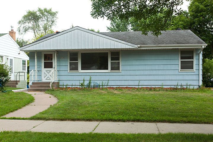 1st image of 2098 Bush Ave
