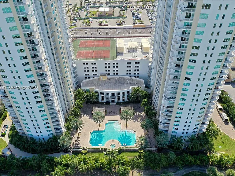 1745 E Hallandale Beach Blvd #301W — Photo 15
