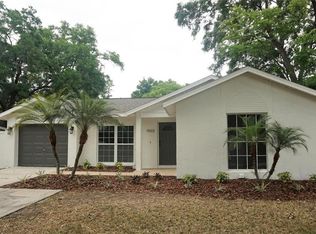 1503 Long Pond Dr, Valrico, FL 33594