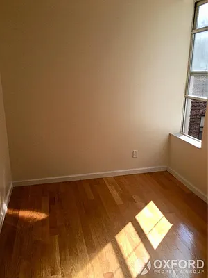 Rented by Oxford Property Group | media 19