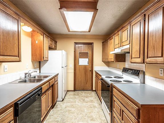 5th image of 4261 W Chaparral Ln