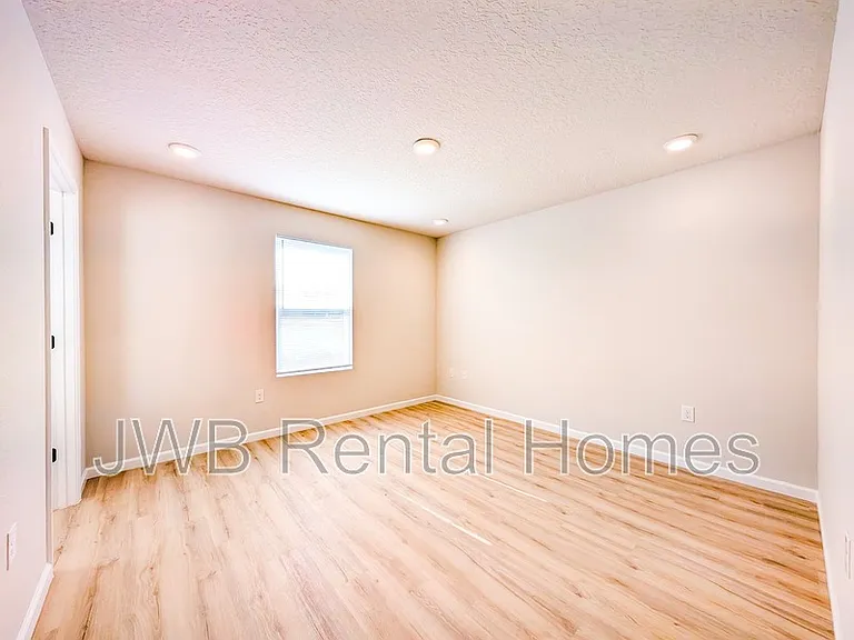 4296 Gilbert St — Photo 9