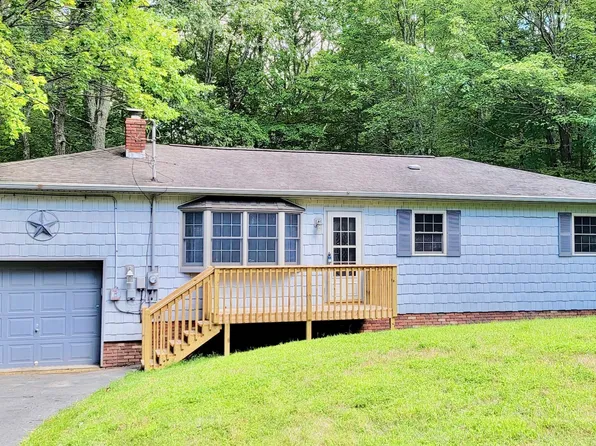 260 High Ridge Rd, Dingmans Ferry, PA 18328