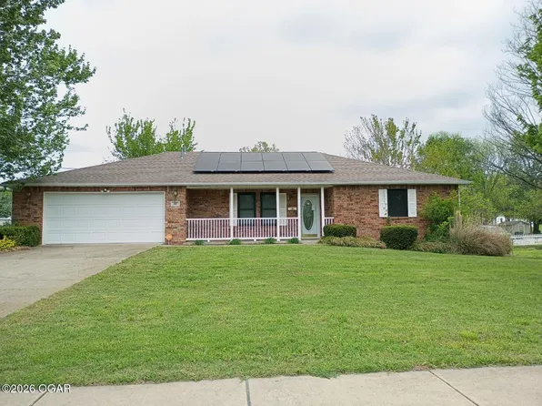 307 E Commercial St, Pierce City, MO 65723