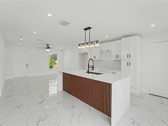 3rd image of 1217 Summa BLVD