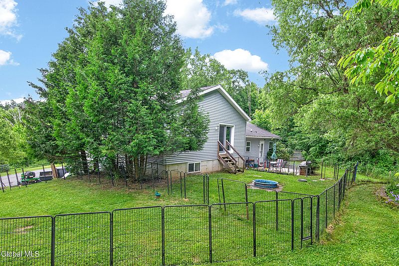 3rd image of 67 Higgins Road