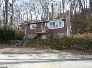 48 E Shore Dr, Vernon Twp., NJ 07462