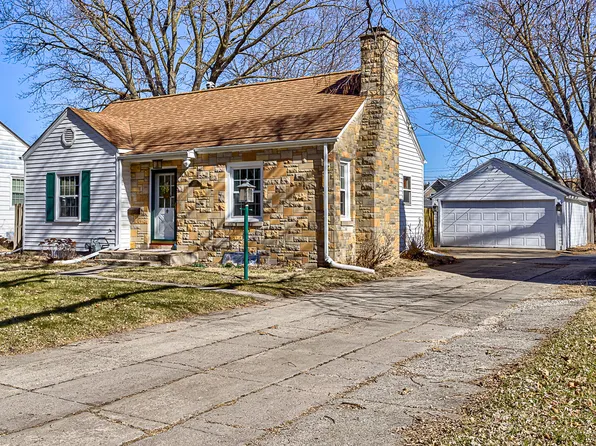 1122 Burnett Ave, Ames, IA 50010