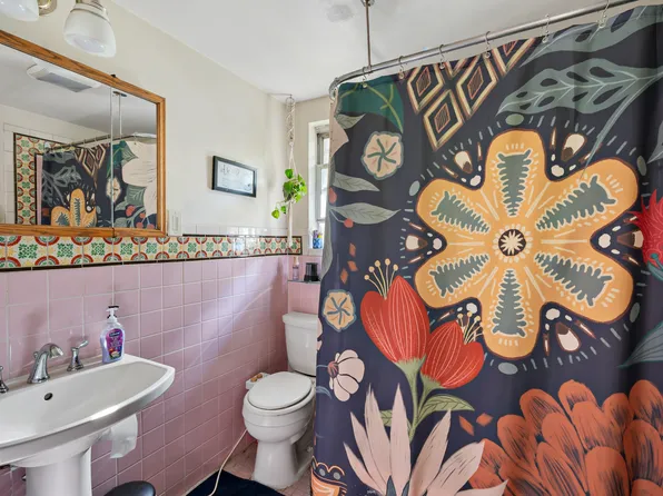 882 Park Place image 35 of 49