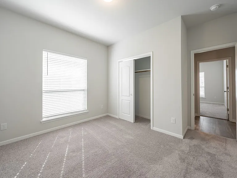 738 Friar Tuck Dr — Photo 19