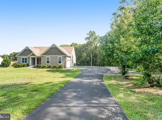 963 White Oak Rd, Fredericksburg, VA 22405